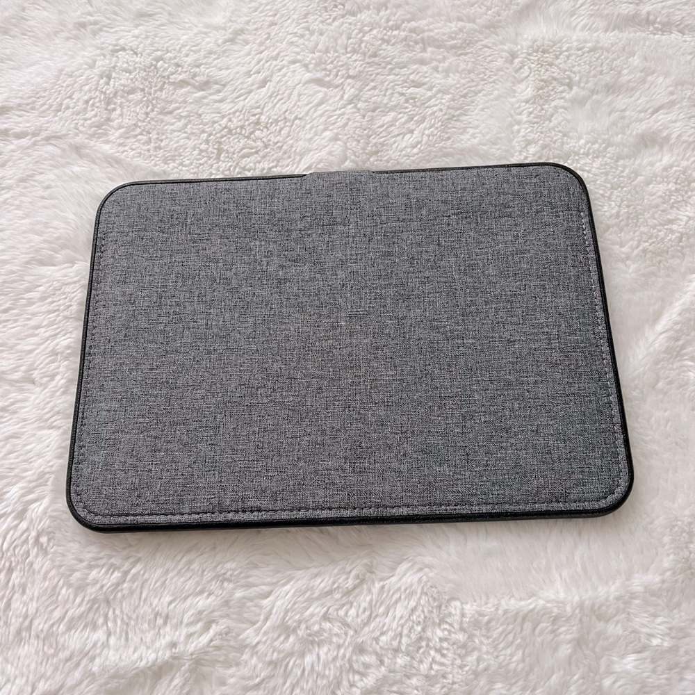 INCASE Laptop case - Picture 2 of 7